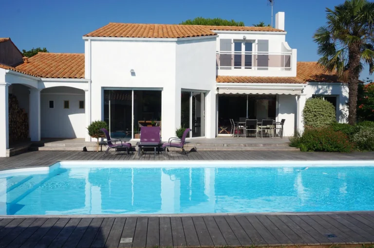 Maison plain-pied ou étage : comment choisir selon vos besoins